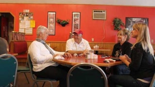 Spuds Cafe: customers