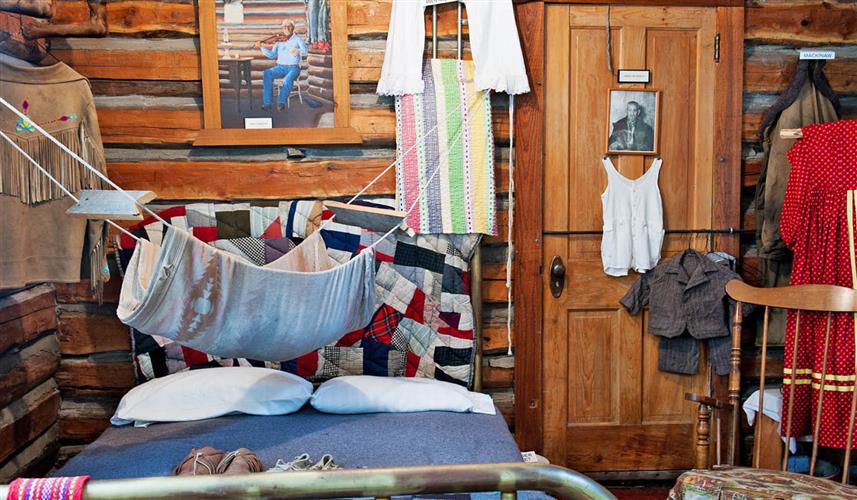 Old Trail Museum: exhibit