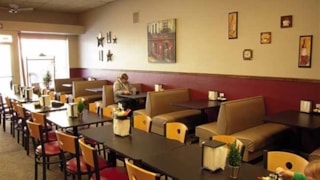 The Lunch Box: interior