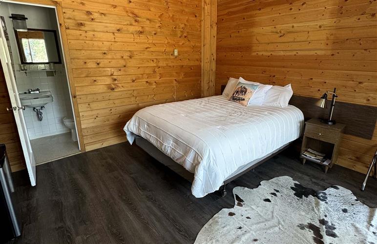 Augusta, MT Motel & RV Park: 