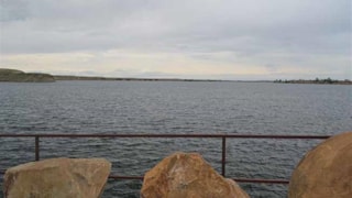 Fresno Reservoir Tailwater Fishing Access Site: walkway