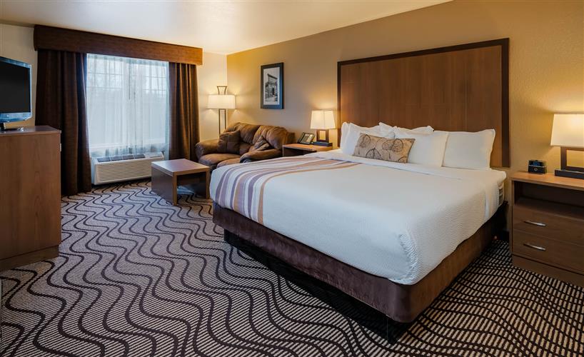 Best Western Plus Riverfront Hotel & Suites: 