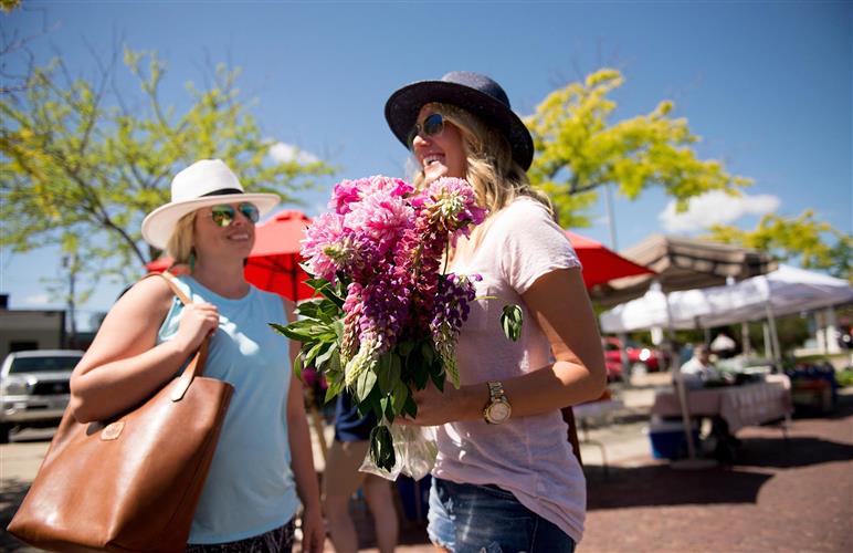 Lewistown Farmers Market: 