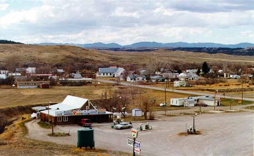 Little Montana Truckstop & Campground: truck stop
