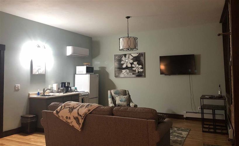 12th & Front Suites: 