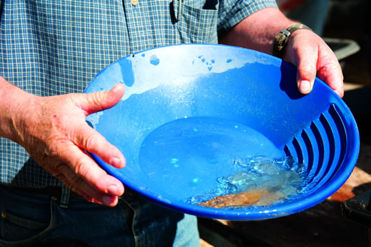 Zortman:G old panning