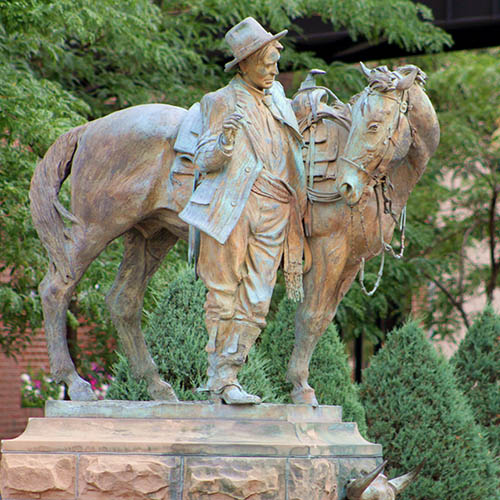 Charlie Russell statue