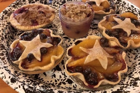 Tall Boys Tavern, Hobson