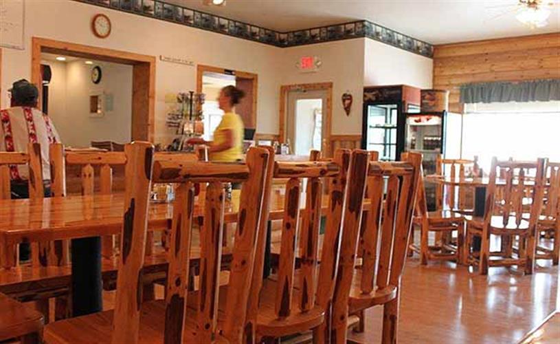 Cozy Corner Cafe and Higher Grounds Espresso: interior