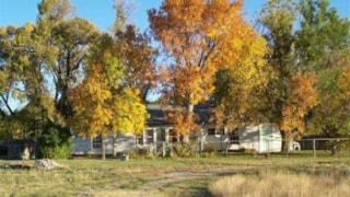Andersen's Blackleaf Guest House: exterior fall