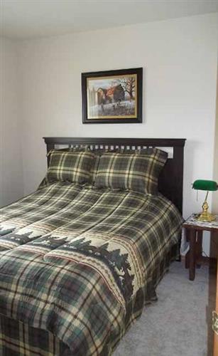 Best Place on the Missouri River: bedroom