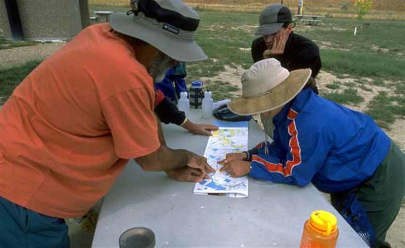 Coal Banks Landing Recreation Site: reading map
