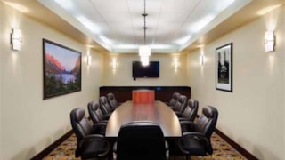 Best Western Shelby Inn & Suites: meeting room