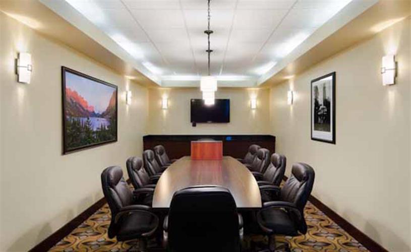 Best Western Shelby Inn & Suites: meeting room