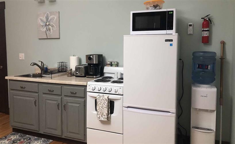 12th & Front Suites: 